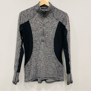 ATHLETA XS Running Wild Half Zip Long Sleeve Pullover Gray Black Track Run Top